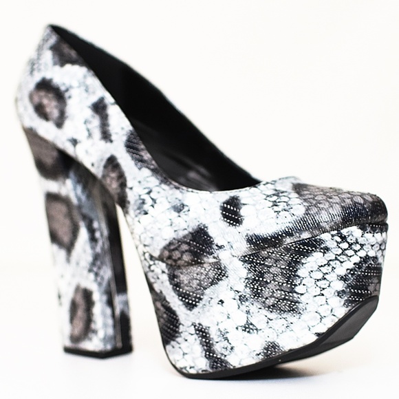 FAHRENHEIT ANNE-01 HEELS - Picture 3 of 3